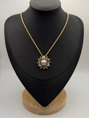 Gray Tahitian Pearl Pendant 12mm High Luster